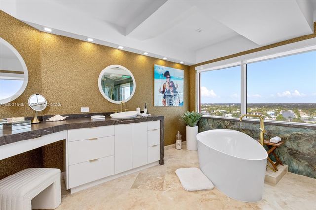 2100 N Ocean Blvd 15B, Fort Lauderdale, FL 33305