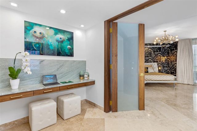 2100 N Ocean Blvd 15B, Fort Lauderdale, FL 33305