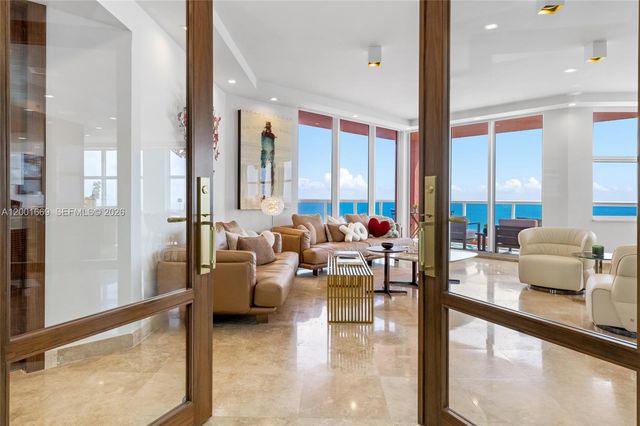 2100 N Ocean Blvd 15B, Fort Lauderdale, FL 33305