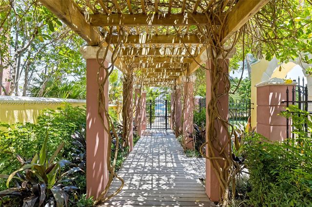 2100 N Ocean Blvd 15B, Fort Lauderdale, FL 33305