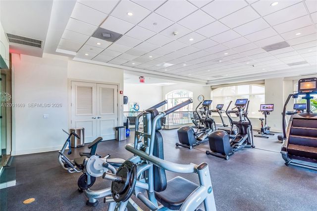 2100 N Ocean Blvd 15B, Fort Lauderdale, FL 33305