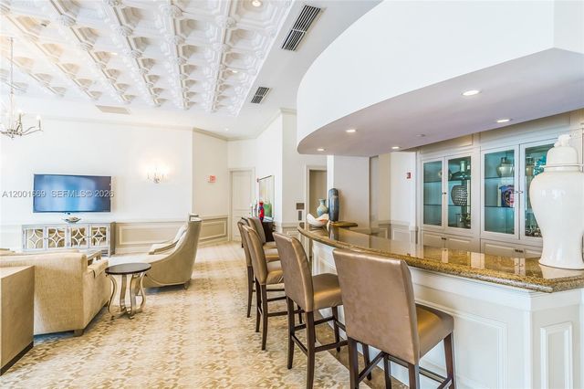 2100 N Ocean Blvd 15B, Fort Lauderdale, FL 33305
