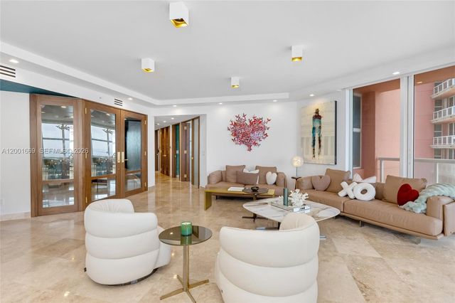 2100 N Ocean Blvd 15B, Fort Lauderdale, FL 33305