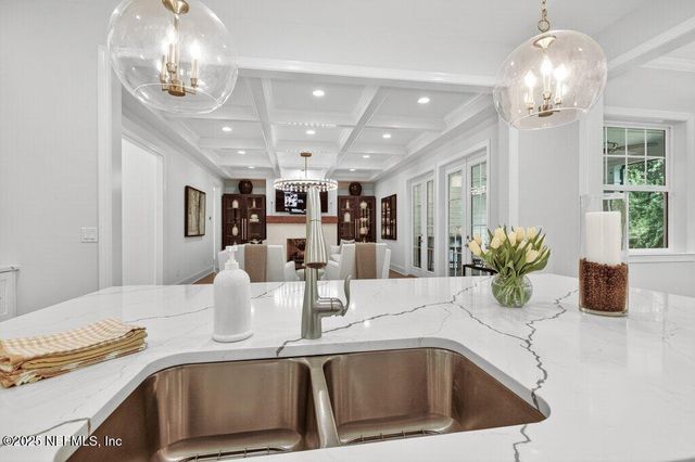 208 FELLS Cove, St. Johns, FL 32259