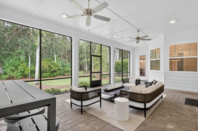 208 FELLS Cove, St. Johns, FL 32259