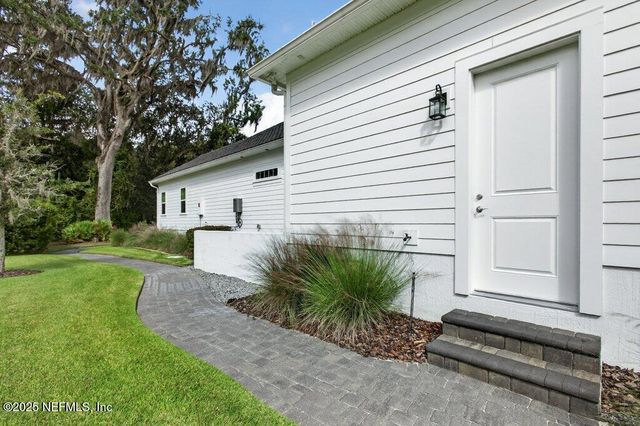 208 FELLS Cove, St. Johns, FL 32259