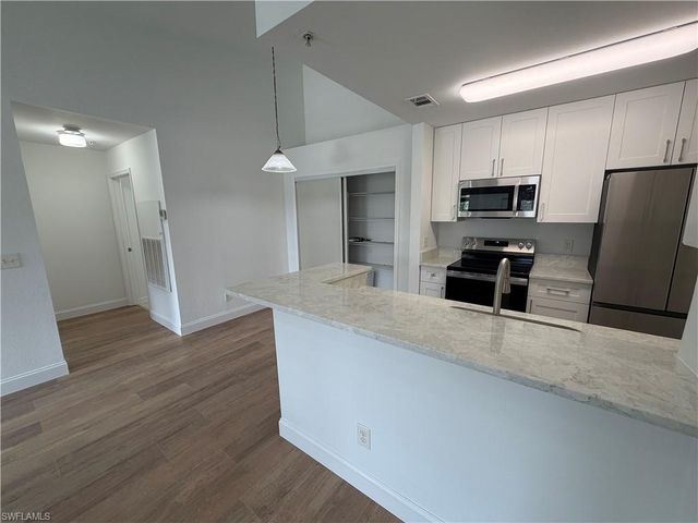 14880 Pleasant Bay LN 2205, Naples, FL 34119