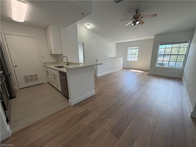 14880 Pleasant Bay LN 2205, Naples, FL 34119
