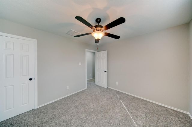 3040 Sweet Gum Bay Court, Dickinson, TX 77539