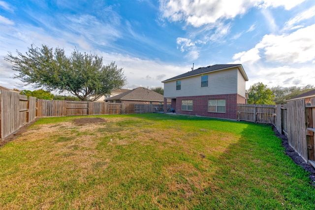 3040 Sweet Gum Bay Court, Dickinson, TX 77539