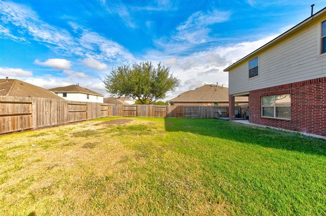 3040 Sweet Gum Bay Court, Dickinson, TX 77539