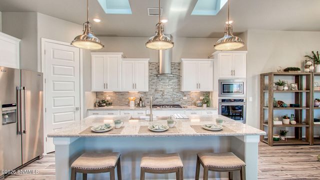 7341 Ultramarine Road, Las Cruces, NM 88012