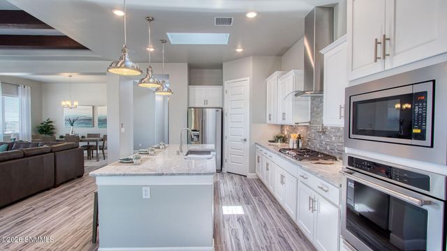 7341 Ultramarine Road, Las Cruces, NM 88012