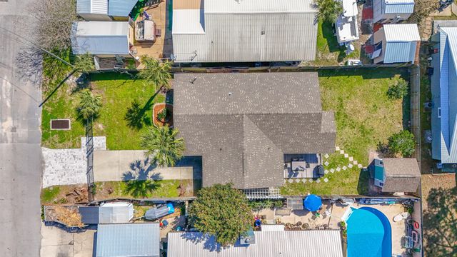 7315 S Lagoon Drive, Panama City Beach, FL 32408