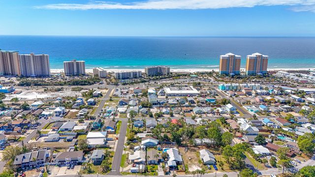 7315 S Lagoon Drive, Panama City Beach, FL 32408