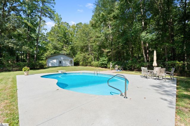 1110 W Georgia Road, Simpsonville, SC 29680