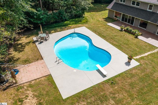 1110 W Georgia Road, Simpsonville, SC 29680