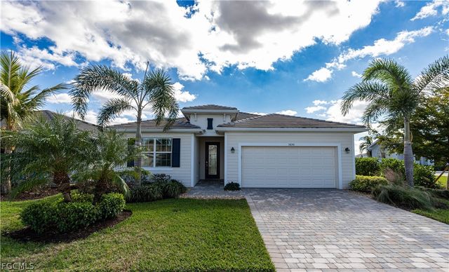 3650 Crimson LN, Fort Myers, FL 33916
