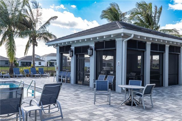 3650 Crimson LN, Fort Myers, FL 33916