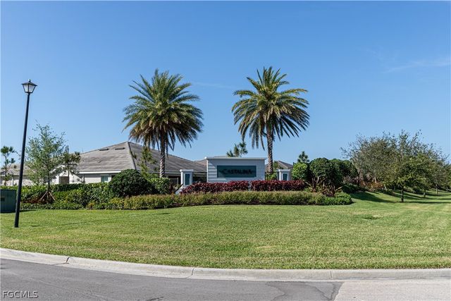 3650 Crimson LN, Fort Myers, FL 33916