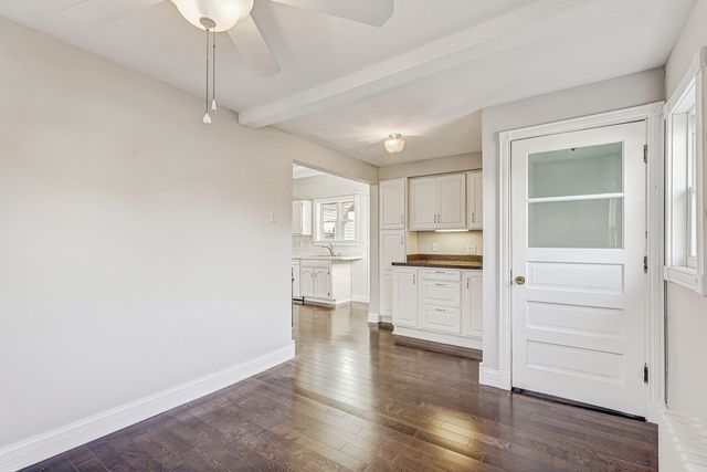 7832 Garden Lane, Justice, IL 60458