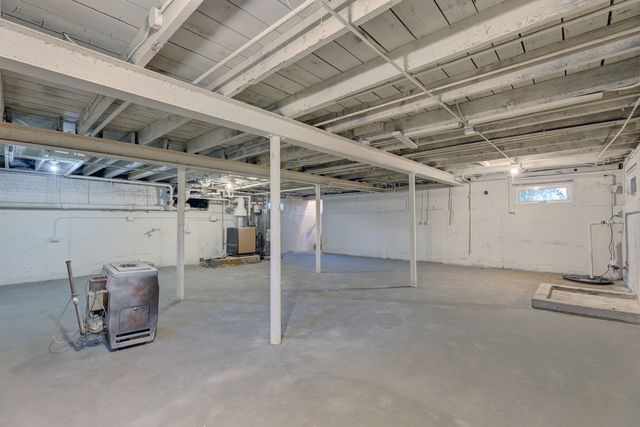 7832 Garden Lane, Justice, IL 60458