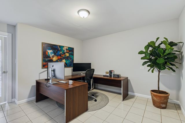 7832 Garden Lane, Justice, IL 60458