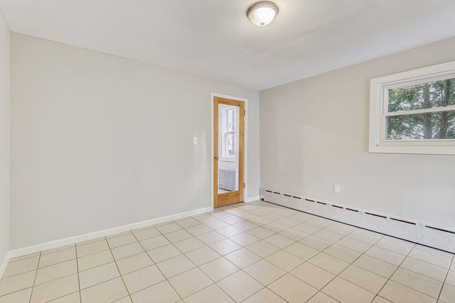 7832 Garden Lane, Justice, IL 60458