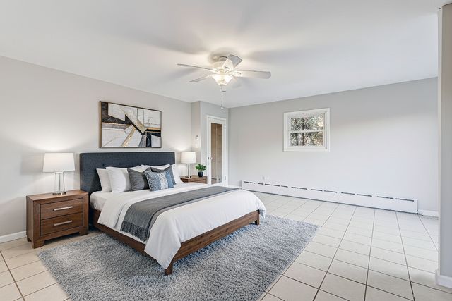 7832 Garden Lane, Justice, IL 60458