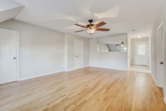 7832 Garden Lane, Justice, IL 60458