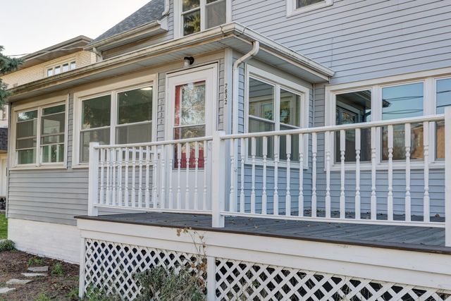 7832 Garden Lane, Justice, IL 60458