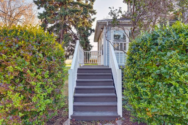 7832 Garden Lane, Justice, IL 60458