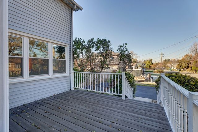 7832 Garden Lane, Justice, IL 60458