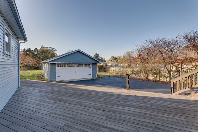 7832 Garden Lane, Justice, IL 60458