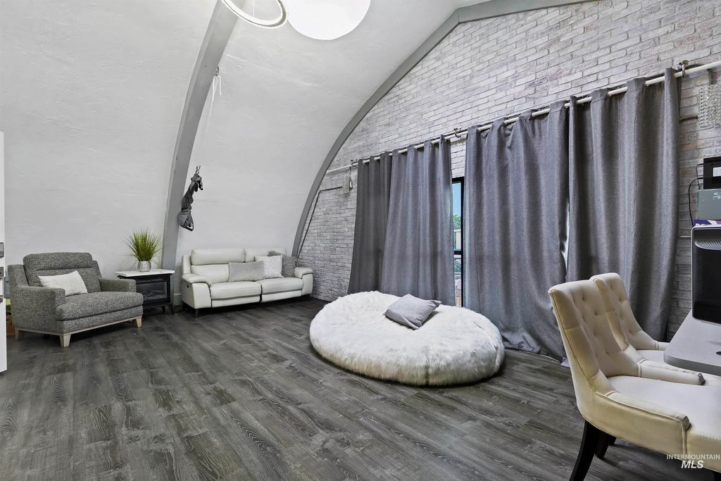 6803 W Overland Rd, Boise, ID 83709 photo 10