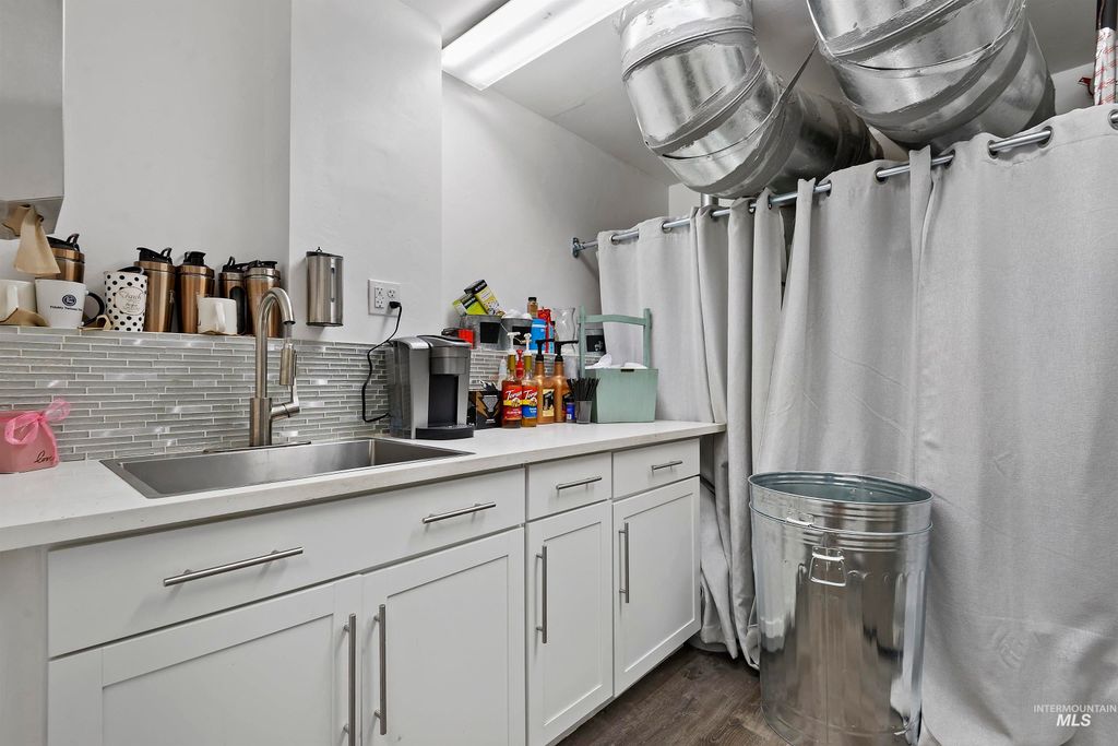 6803 W Overland Rd, Boise, ID 83709 photo 13