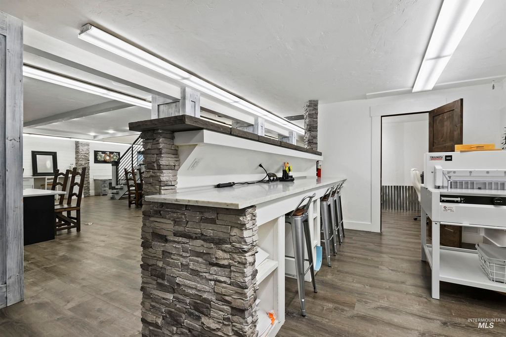 6803 W Overland Rd, Boise, ID 83709 photo 17