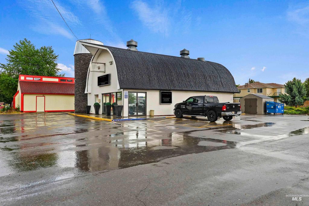 6803 W Overland Rd, Boise, ID 83709 photo 3