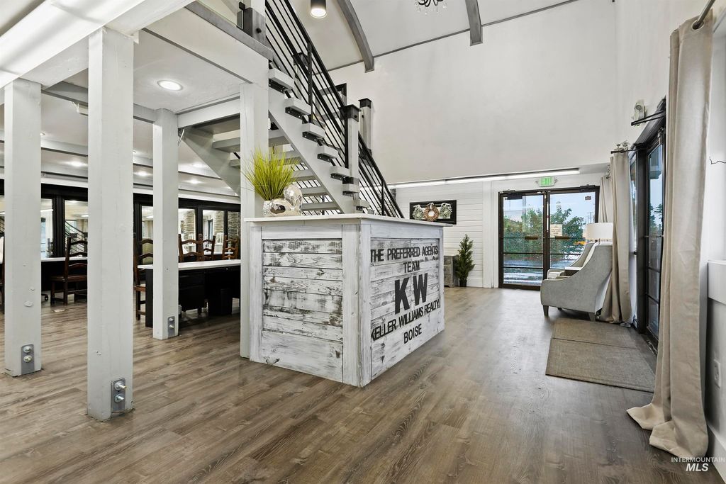 6803 W Overland Rd, Boise, ID 83709 photo 5