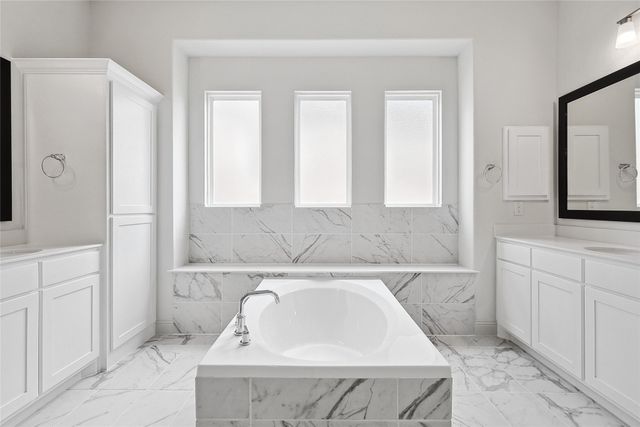 521 Carriage Hill Road, Midlothian, TX 76065