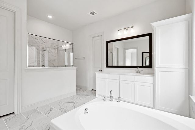 521 Carriage Hill Road, Midlothian, TX 76065