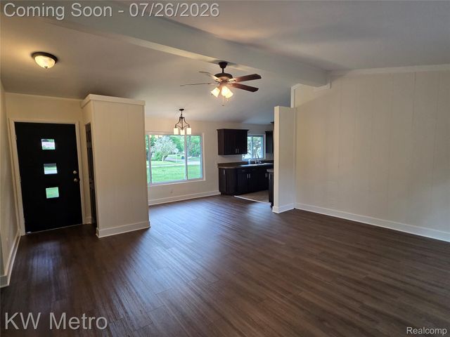 1755 Wellington Avenue, Bloomfield Hills, MI 48302
