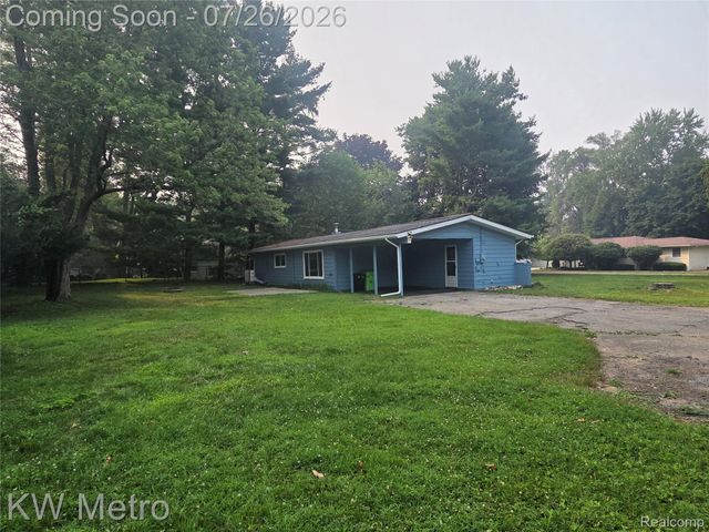 1755 Wellington Avenue, Bloomfield Hills, MI 48302