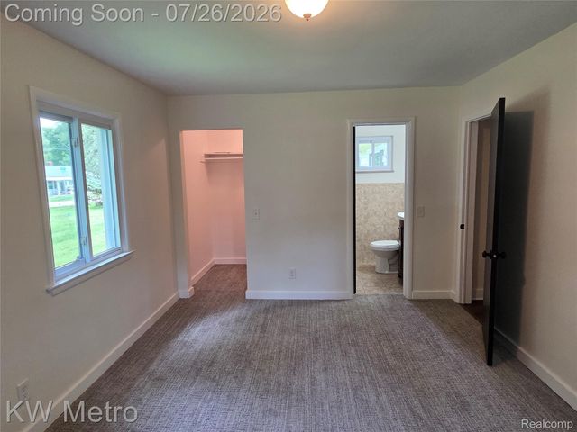 1755 Wellington Avenue, Bloomfield Hills, MI 48302