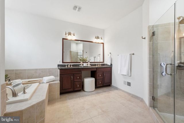 10801 PINNACLE DR, Spotsylvania, VA 22551