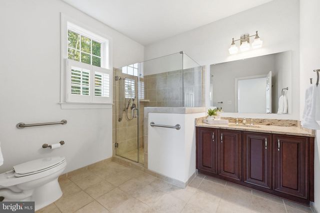 10801 PINNACLE DR, Spotsylvania, VA 22551
