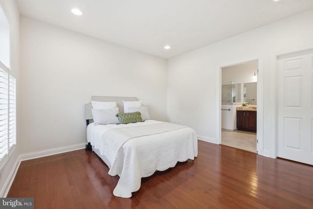10801 PINNACLE DR, Spotsylvania, VA 22551