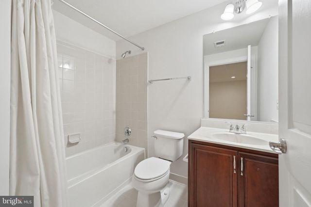 10801 PINNACLE DR, Spotsylvania, VA 22551