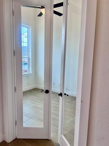 13222 Valley Orchard, Tomball, TX 77375