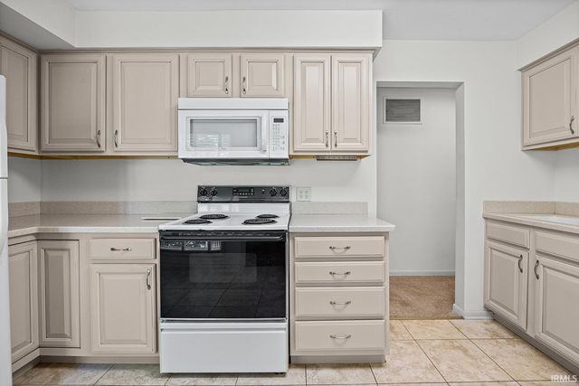 1221 N Salisbury Street, West Lafayette, IN 47906